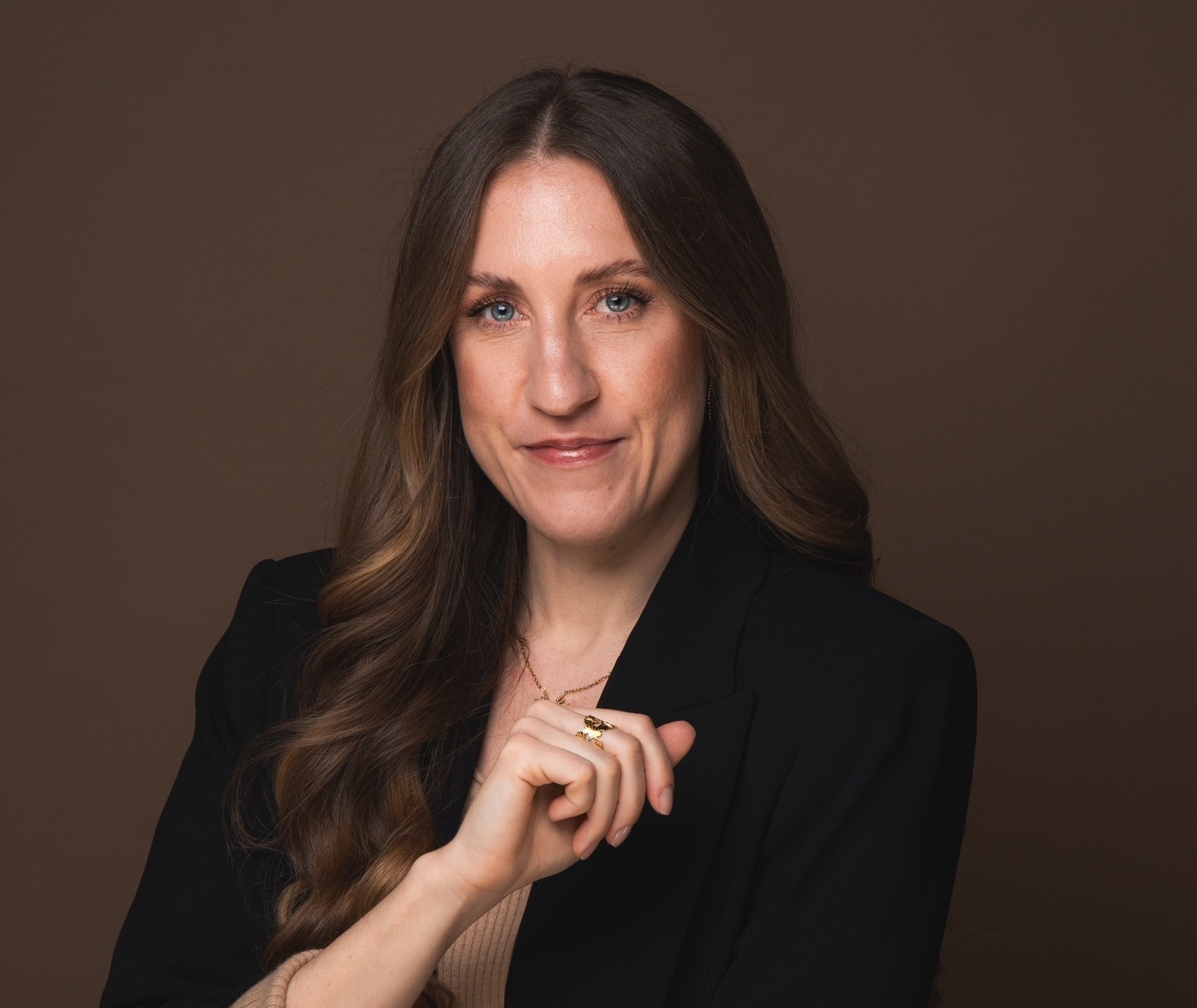 Alessa - Front Office Manager